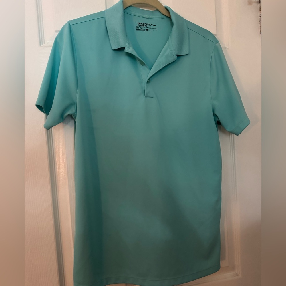 NikeGolf Turquoise Golf Polo
Standard Fit
Dri Fit
Small